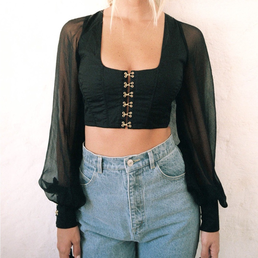 NWT House of Cb cropped top